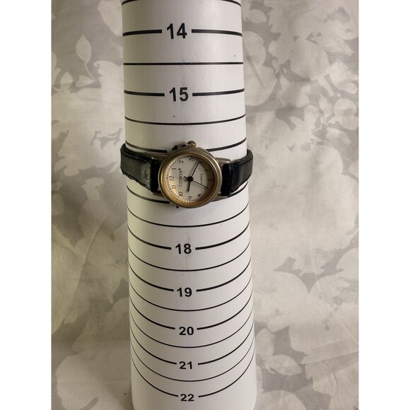 Citron Vintage Women’s Watch, White dial and gold casing. Black leather band. main image 6